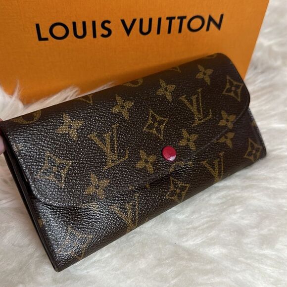 💯Authentic Louis Vuitton Emilie Monogram Long Wallet🍀 - Picture 10 of 15